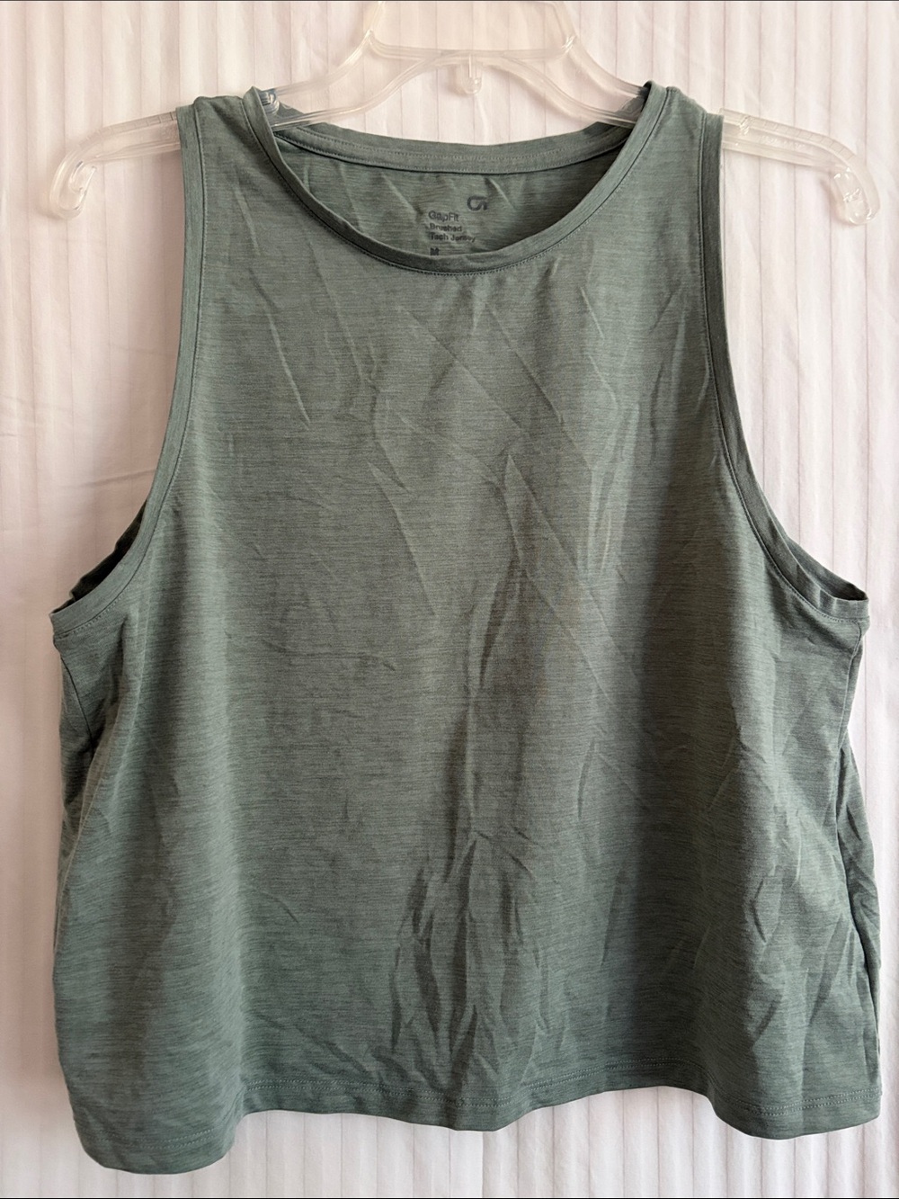 Gap Fit brushed tech jersey cropped size M sage color